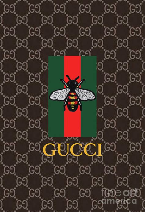 gucci bee hip flask|Gucci wasp logo.